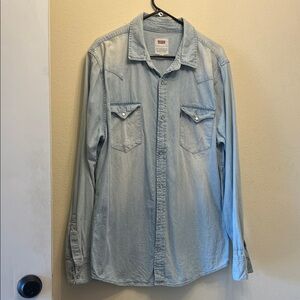 Levi's Casual Light Blue Button Down Shirt